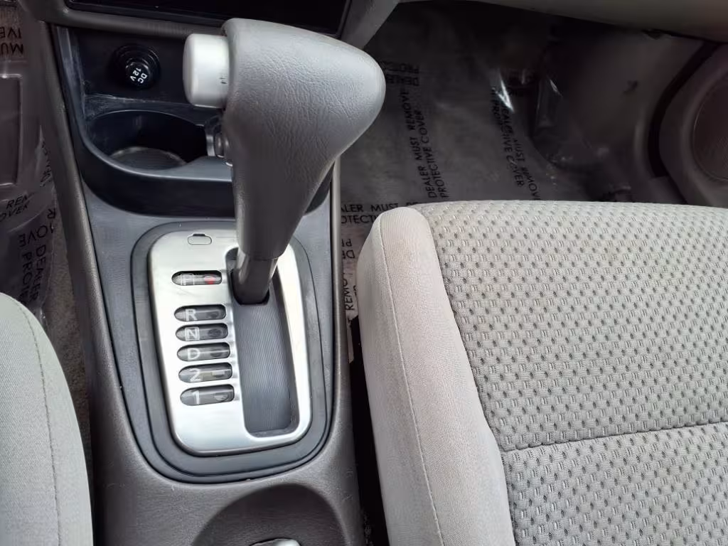2004 Nissan Sentra - 3N1CB51DX4L869593 - Image #16