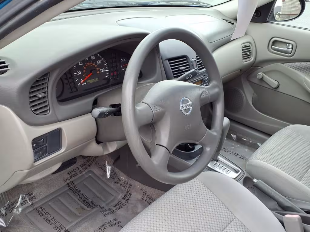 2004 Nissan Sentra - 3N1CB51DX4L869593 - Image #8