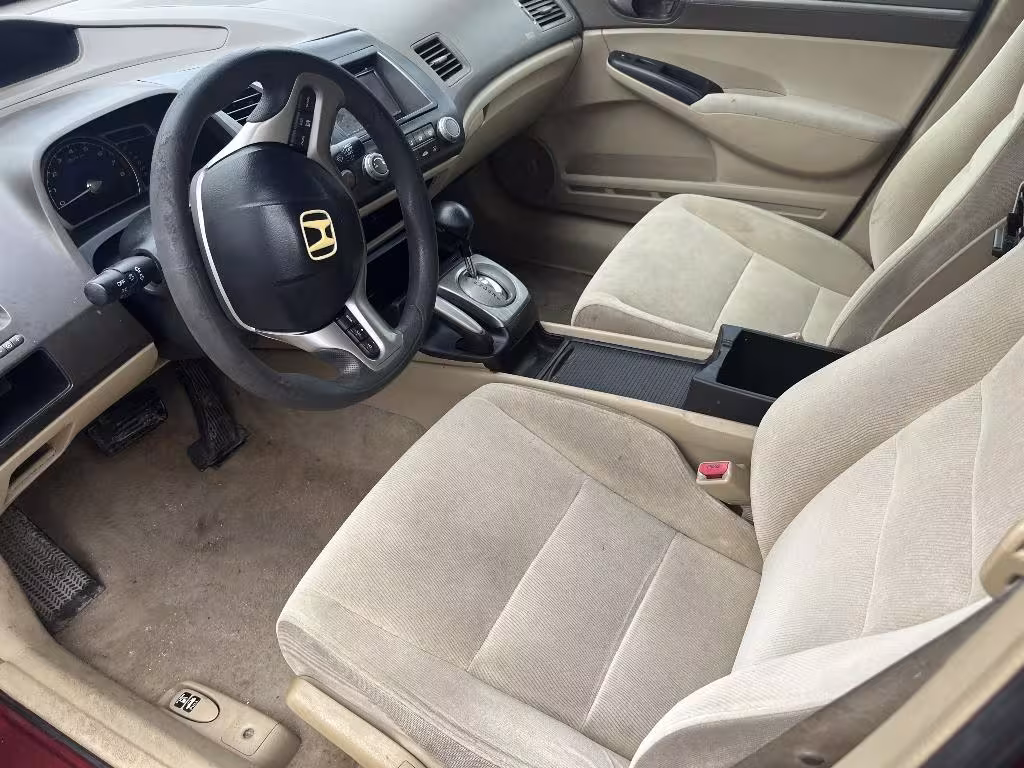 2007 Honda Civic - 1HGFA16837L050170 - Image #4