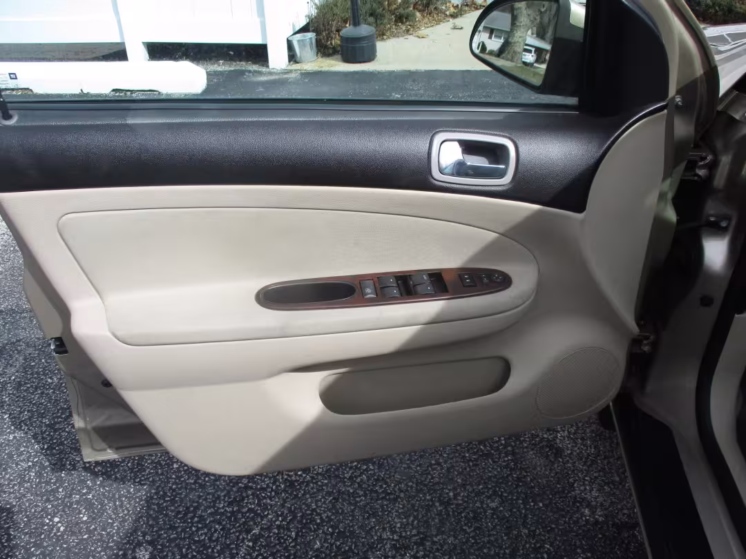 2008 Chevrolet Cobalt - 1G1AL58F687240313 - Image #12