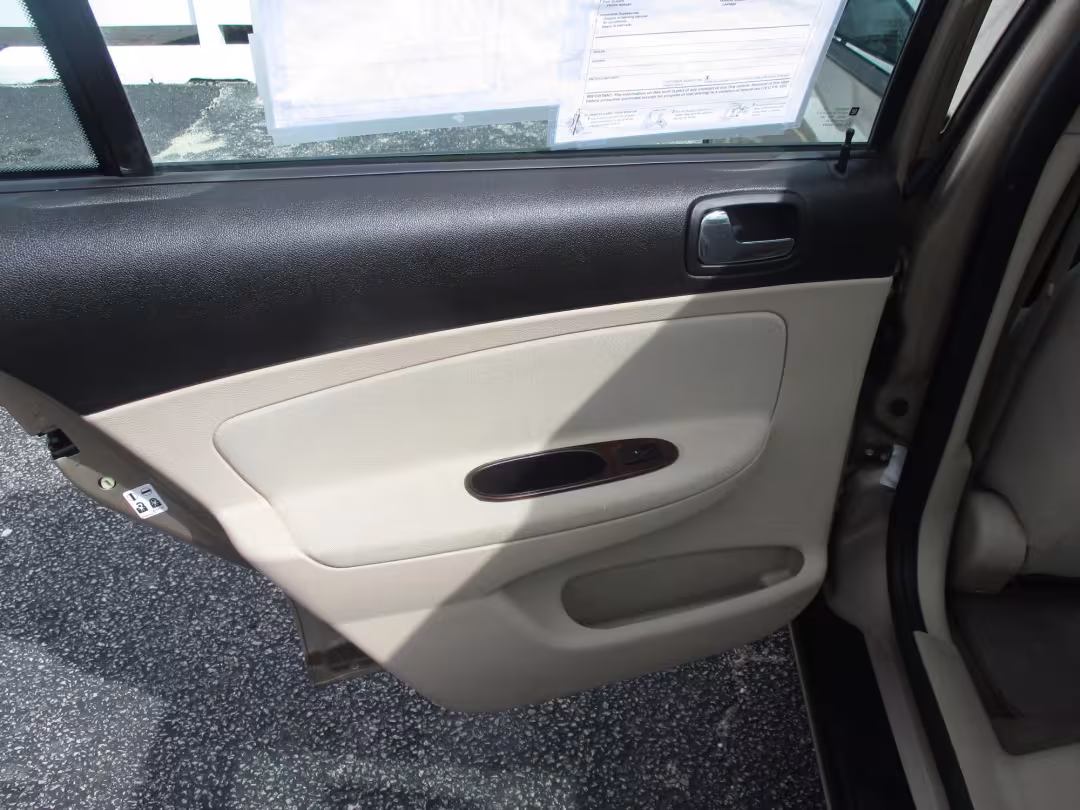 2008 Chevrolet Cobalt - 1G1AL58F687240313 - Image #15