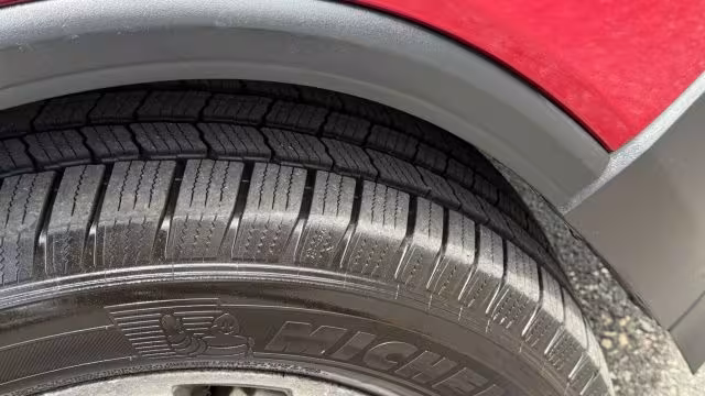 2011 GMC Acadia - 1GKKRRED3BJ109343 - Image #27
