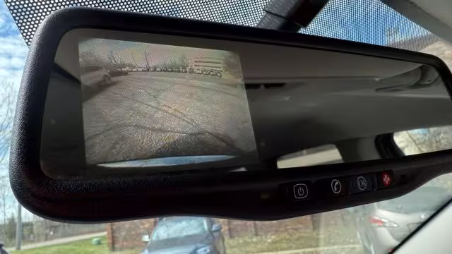 2011 GMC Acadia - 1GKKRRED3BJ109343 - Image #28