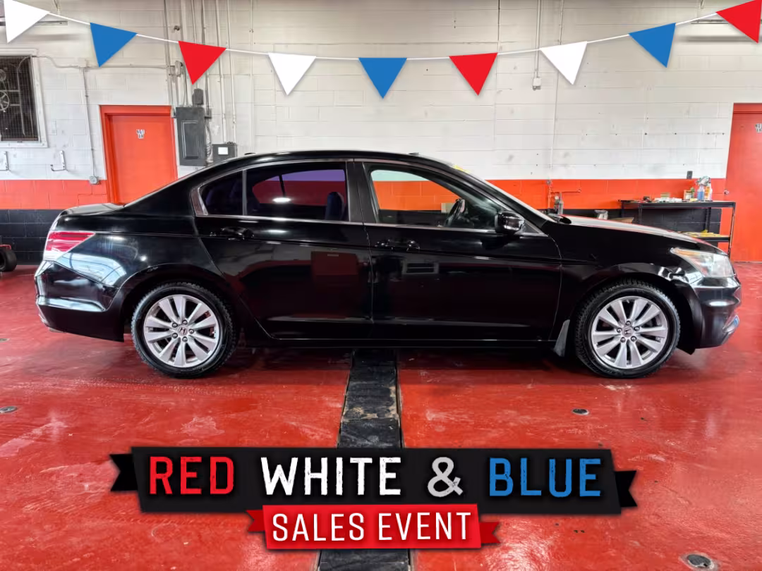 2011 Honda Accord - 1HGCP2F85BA006621 - Image #1