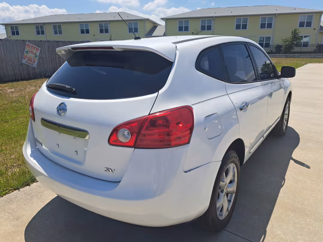 2011 Nissan Rogue - JN8AS5MV7BW283082 - Image #2