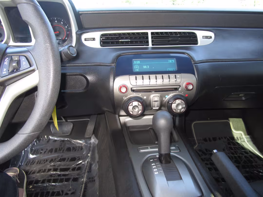 2012 Chevrolet Camaro - 2G1FB1E34C9146840 - Image #6