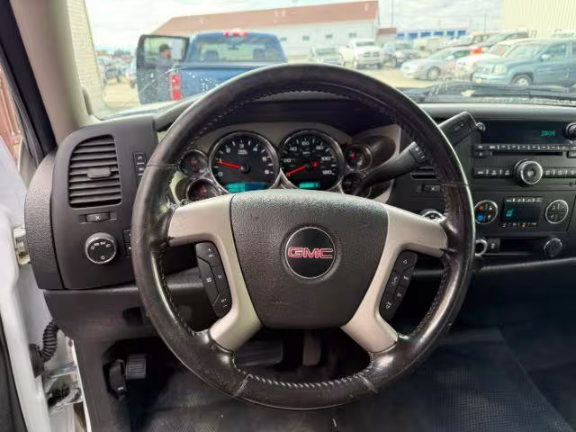 2012 GMC Sierra 2500HD - 1GT120CG6CF134648 - Image #29