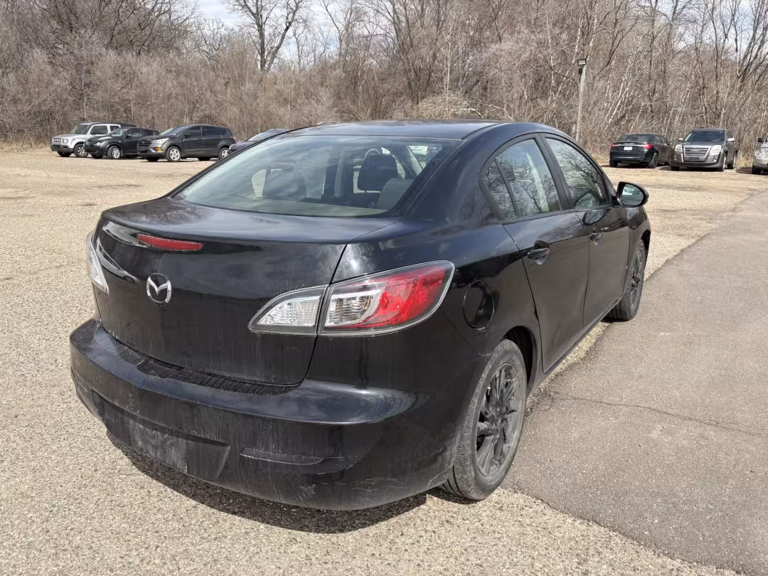 2012 Mazda MAZDA3 - JM1BL1V70C1572891 - Image #4