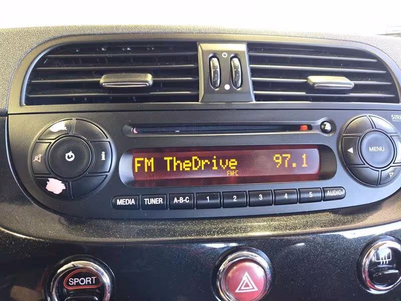 2013 Fiat 500 - 3C3CFFCR8DT575534 - Image #19