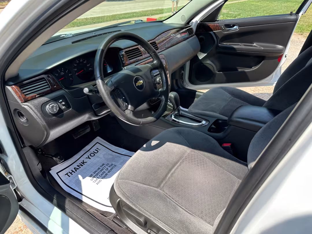 2014 Chevrolet Impala - 2G1WA5E38E1145508 - Image #9