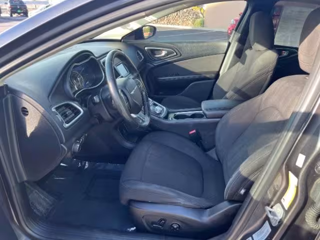 2015 Chrysler 200 - 1C3CCCAB5FN757742 - Image #14