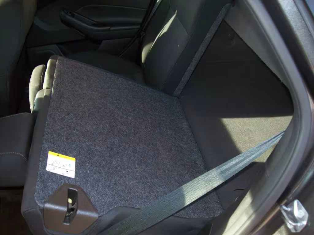 2015 Ford Focus - 1FADP3F21FL255910 - Image #5