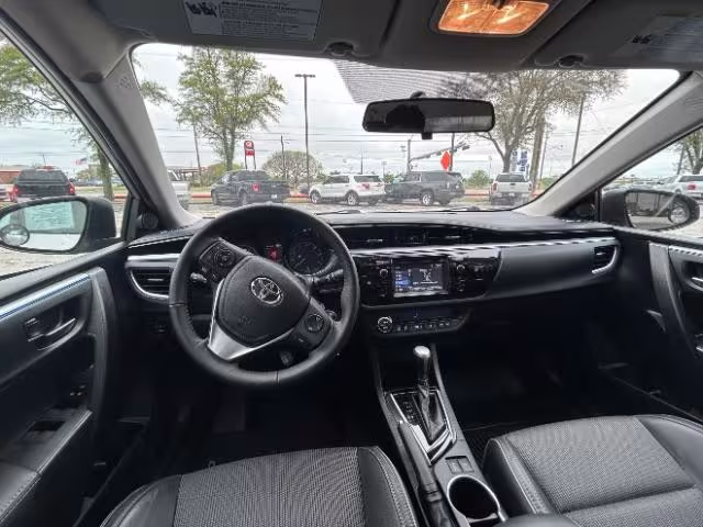 2015 Toyota Corolla - 5YFBURHE9FP357287 - Image #11