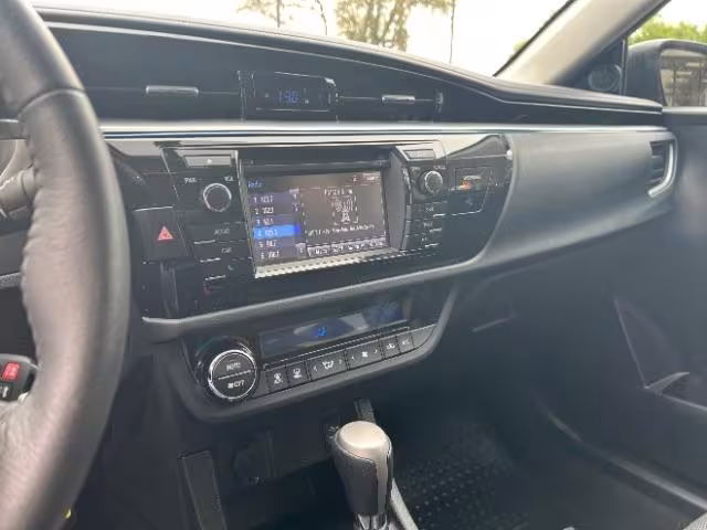 2015 Toyota Corolla - 5YFBURHE9FP357287 - Image #15