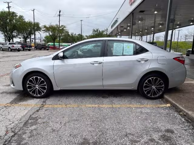 2015 Toyota Corolla - 5YFBURHE9FP357287 - Image #3