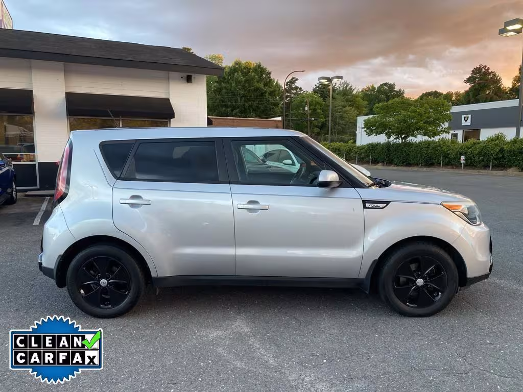 2016 Kia Soul - KNDJP3A54G7850632 - Image #12