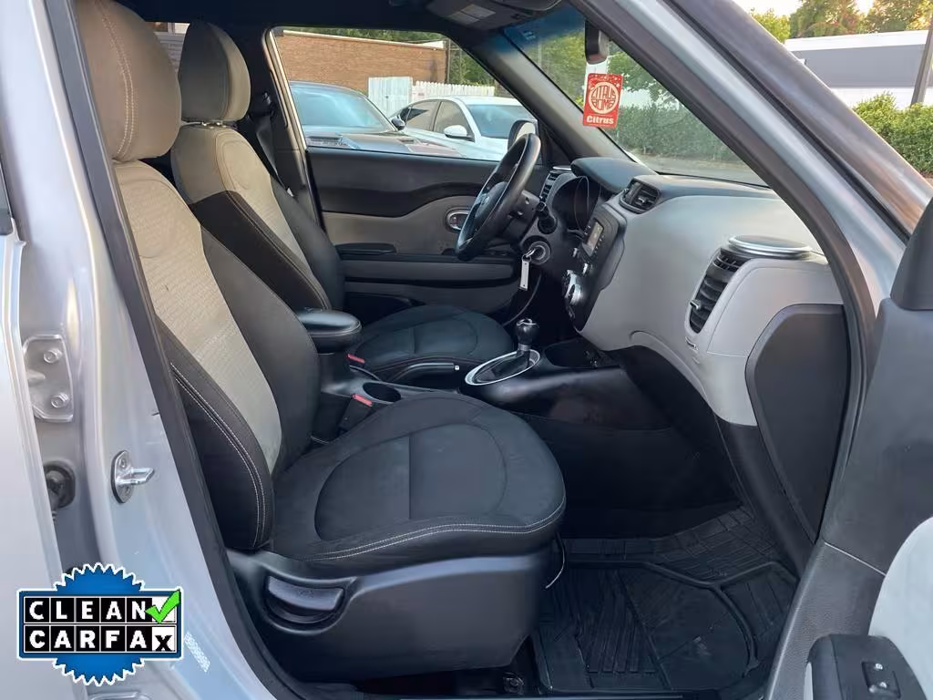 2016 Kia Soul - KNDJP3A54G7850632 - Image #25