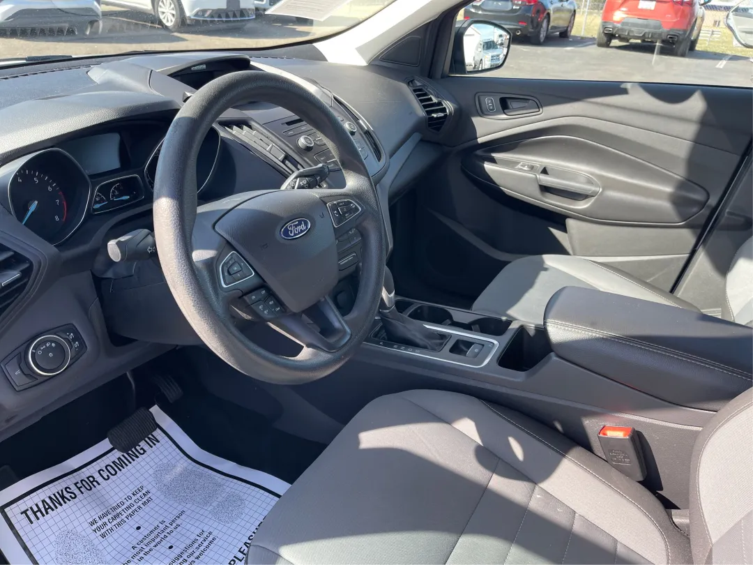 2017 Ford Escape - 1FMCU0F77HUA74151 - Image #9