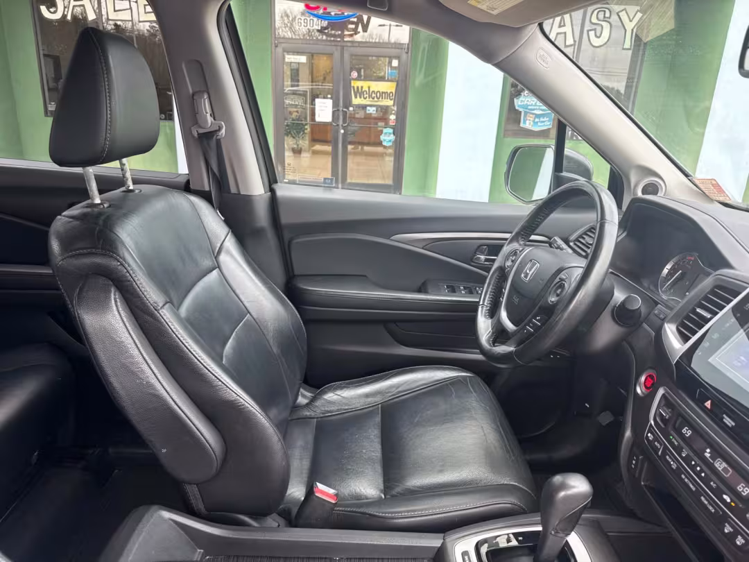 2017 Honda Pilot - 5FNYF5H56HB004453 - Image #15