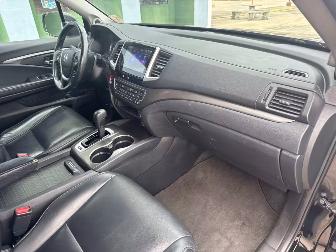 2017 Honda Pilot - 5FNYF5H56HB004453 - Image #17