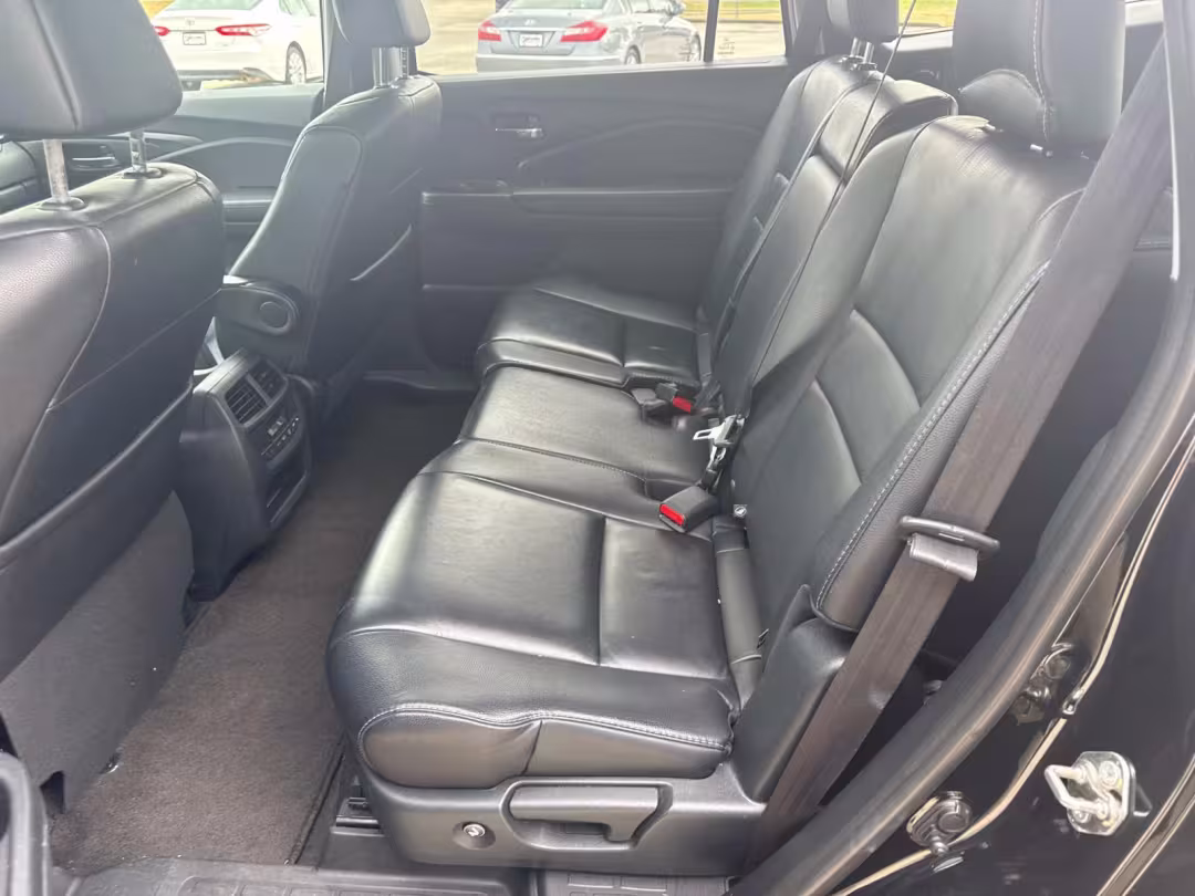 2017 Honda Pilot - 5FNYF5H56HB004453 - Image #20