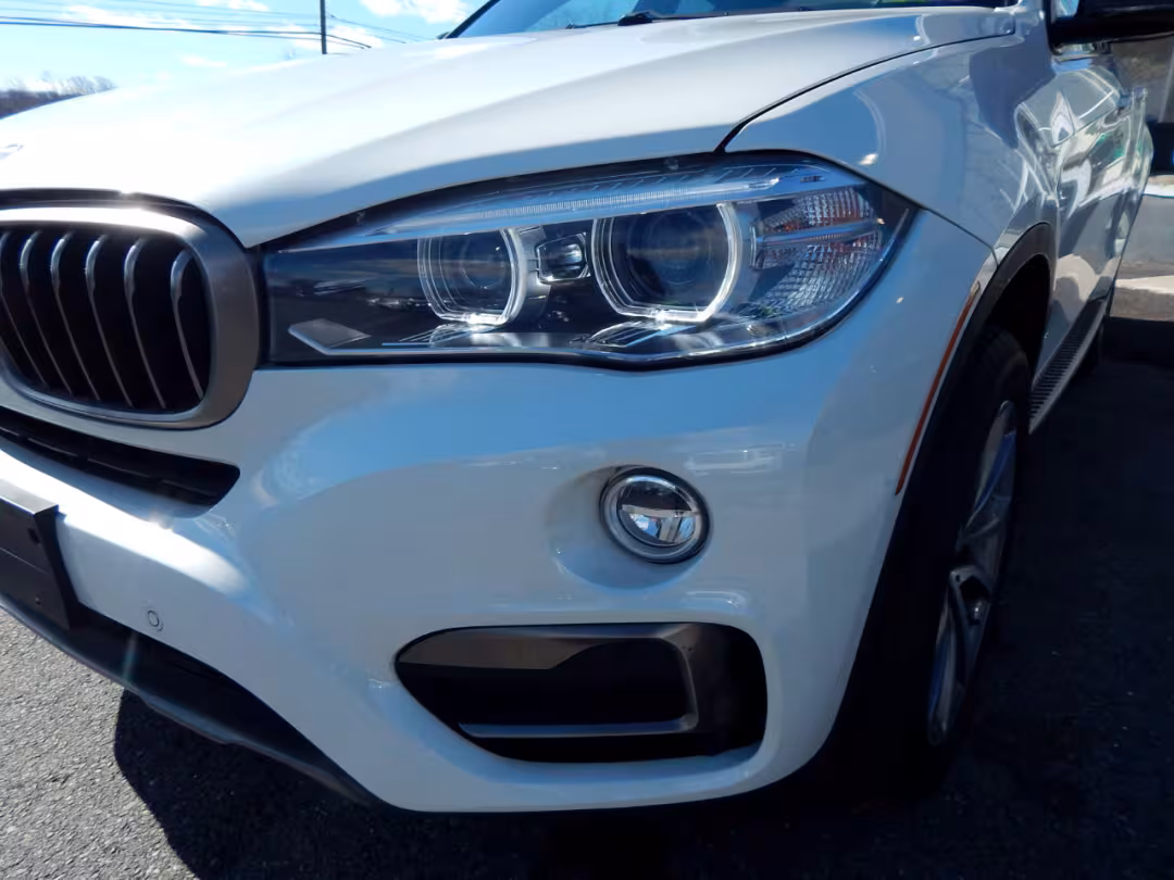 2018 BMW X6 - 5UXKU2C51J0X48420 - Image #11
