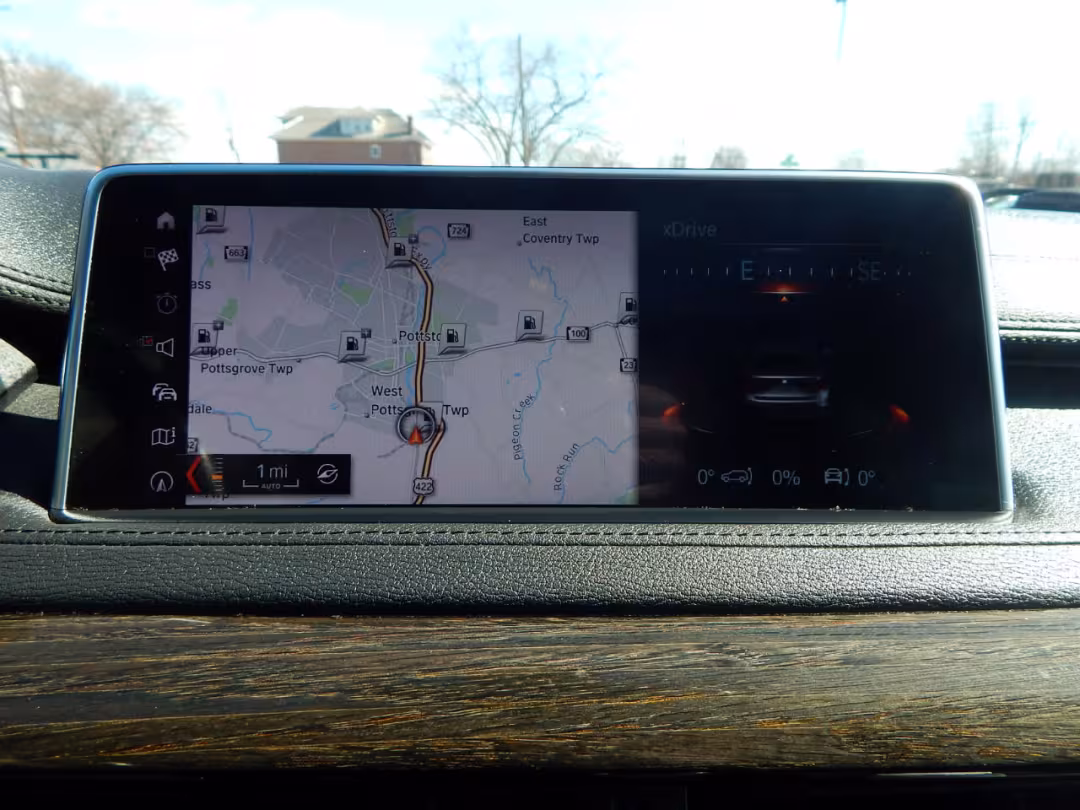 2018 BMW X6 - 5UXKU2C51J0X48420 - Image #23