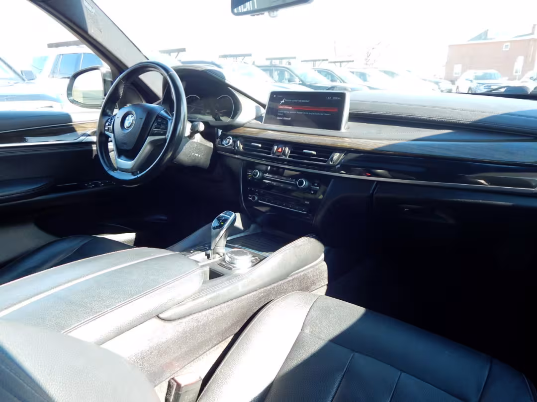 2018 BMW X6 - 5UXKU2C51J0X48420 - Image #37