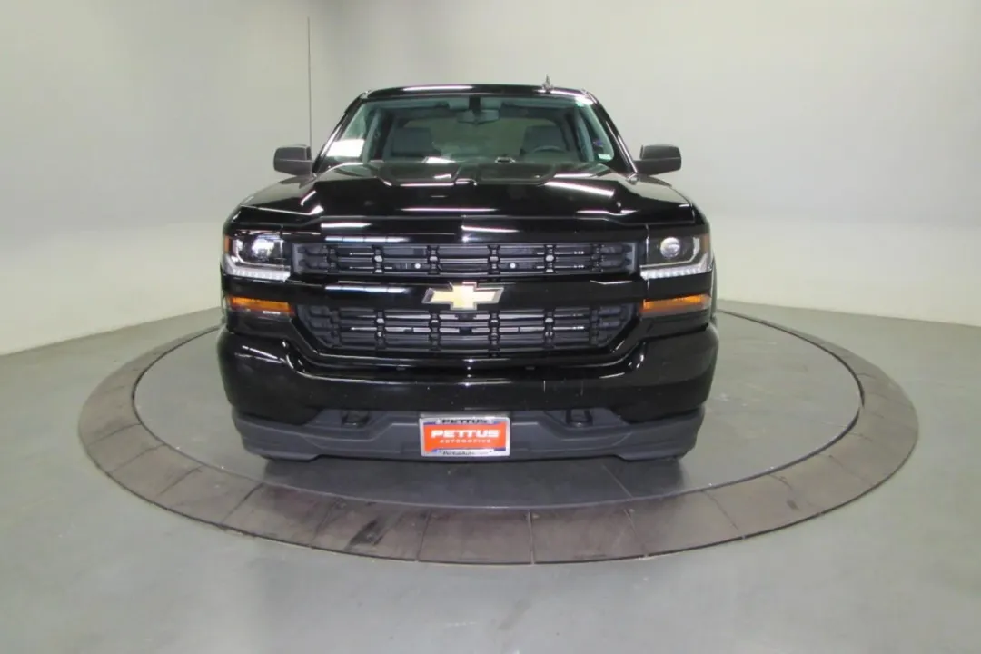 2018 Chevrolet Silverado 1500 - 3GCUKPEC3JG136546 - Image #1