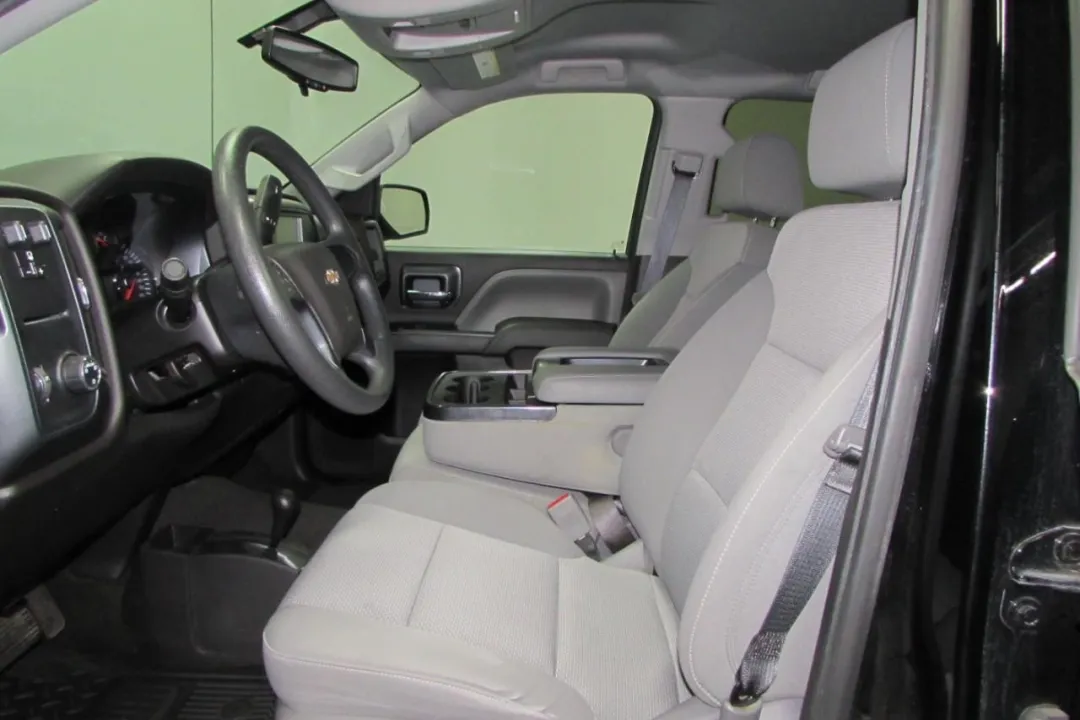 2018 Chevrolet Silverado 1500 - 3GCUKPEC3JG136546 - Image #13