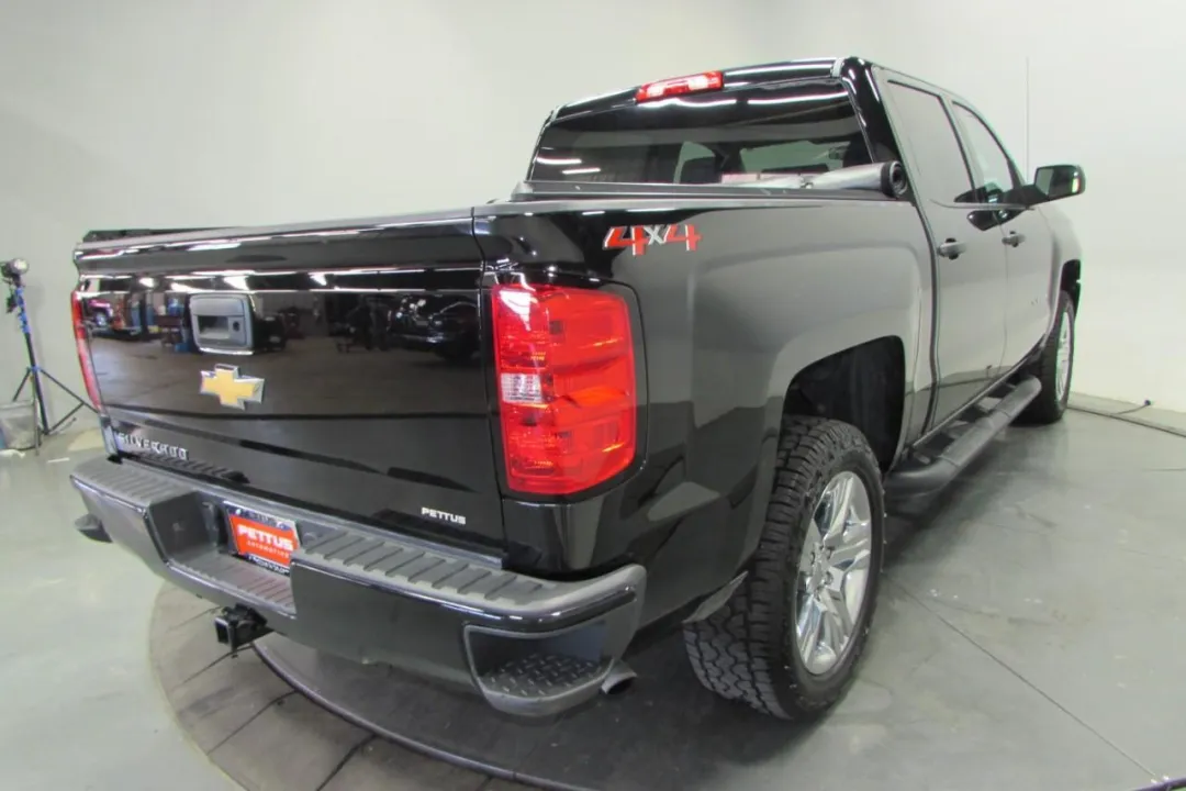 2018 Chevrolet Silverado 1500 - 3GCUKPEC3JG136546 - Image #7
