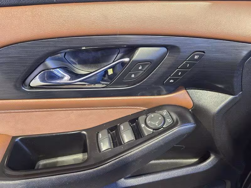2019 Chevrolet Traverse - 1GNEVJKW0KJ217860 - Image #18