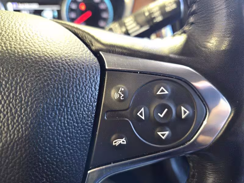 2019 Chevrolet Traverse - 1GNEVJKW0KJ217860 - Image #24