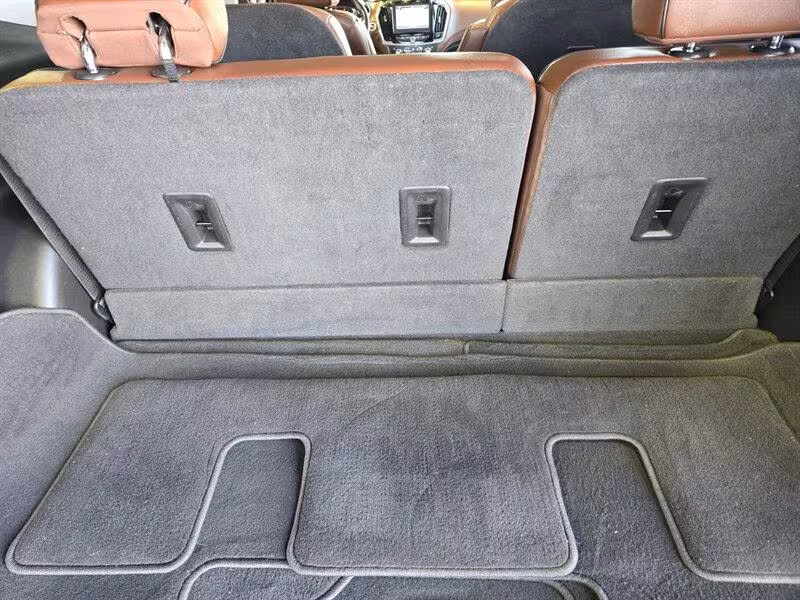 2019 Chevrolet Traverse - 1GNEVJKW0KJ217860 - Image #38