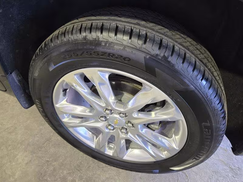 2019 Chevrolet Traverse - 1GNEVJKW0KJ217860 - Image #40
