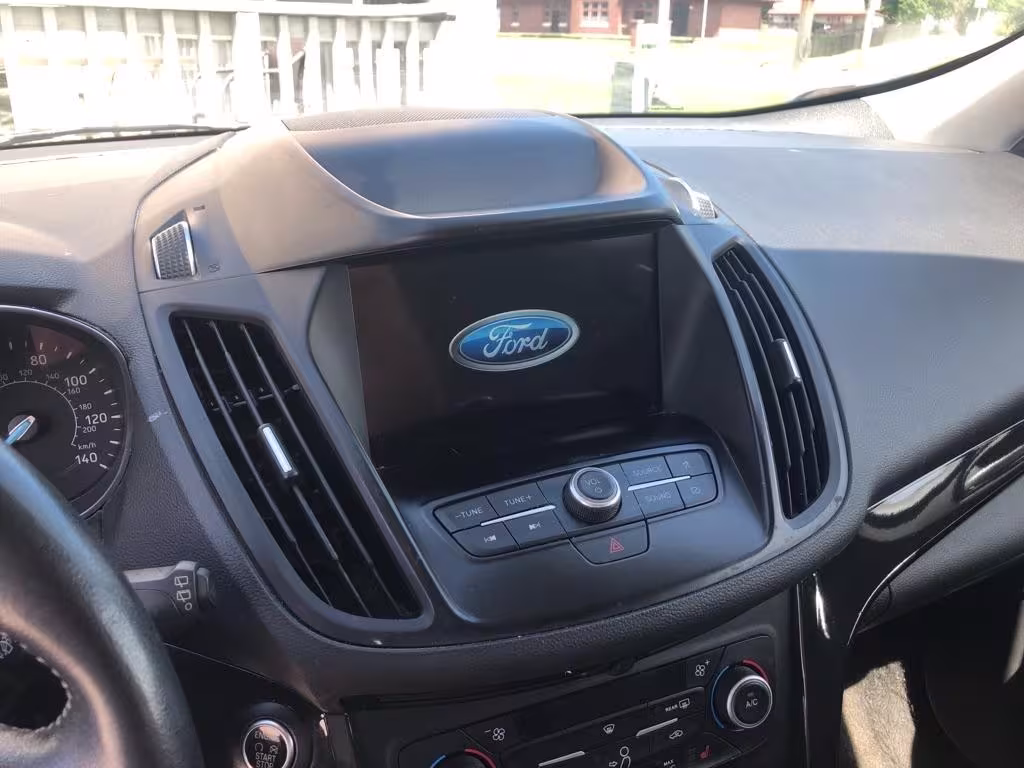2019 Ford Escape - 1FMCU0GD7KUC02688 - Image #10