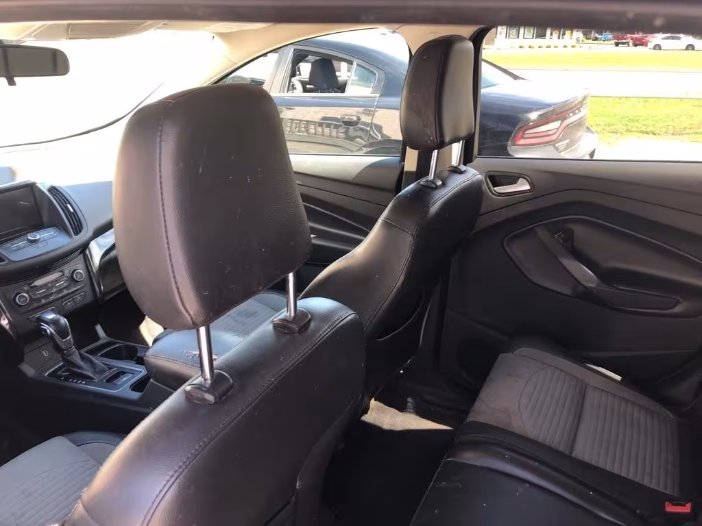 2019 Ford Escape - 1FMCU0GD7KUC02688 - Image #16