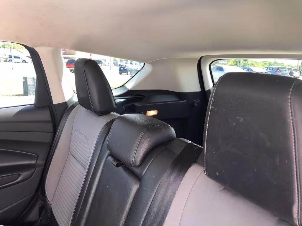 2019 Ford Escape - 1FMCU0GD7KUC02688 - Image #19