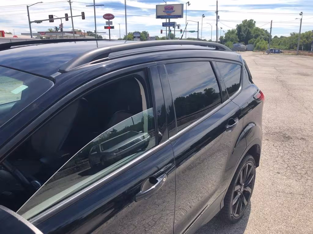 2019 Ford Escape - 1FMCU0GD7KUC02688 - Image #5