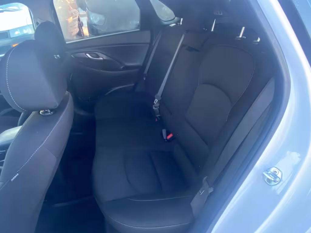 2019 Hyundai Elantra GT - KMHH35LE3KU090945 - Image #3