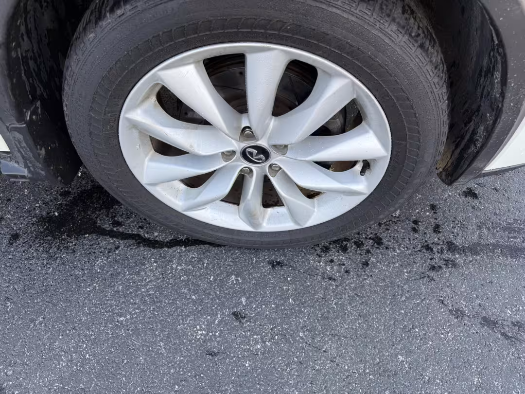 2019 Infiniti QX50 - 3PCAJ5M39KF116384 - Image #18
