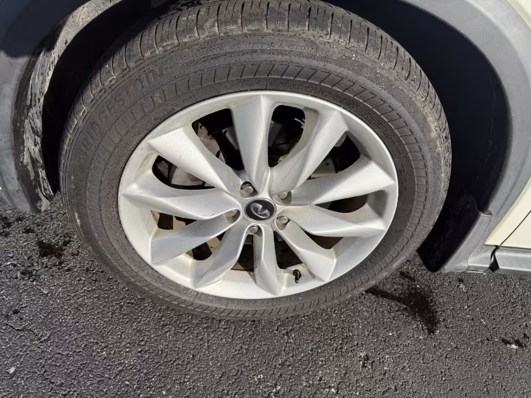 2019 Infiniti QX50 - 3PCAJ5M39KF116384 - Image #21