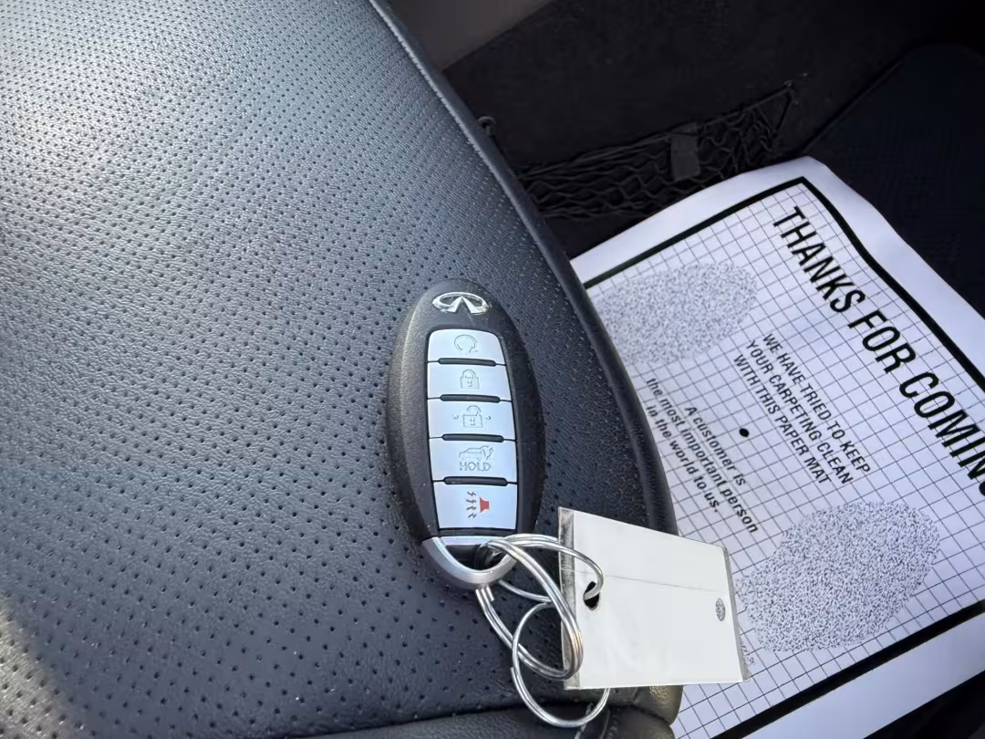 2019 Infiniti QX50 - 3PCAJ5M39KF116384 - Image #38