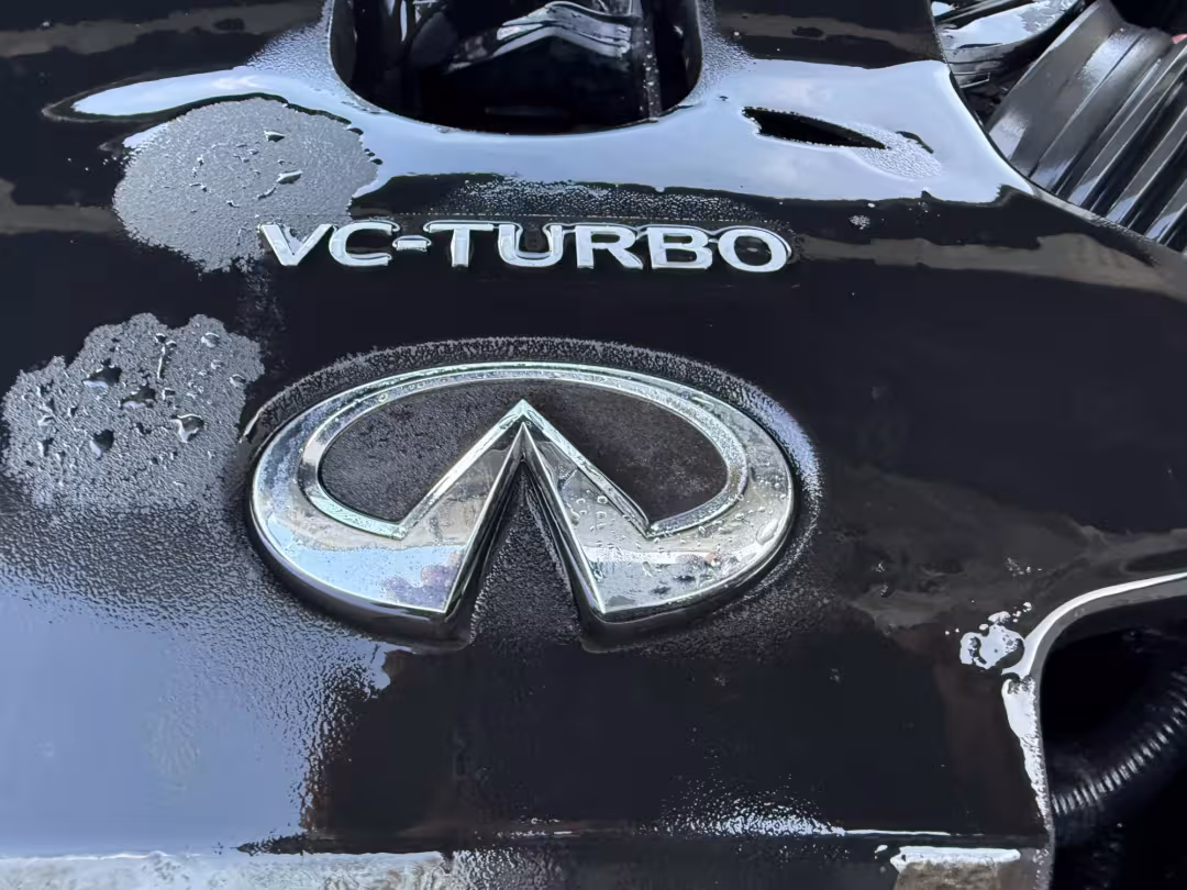 2019 Infiniti QX50 - 3PCAJ5M39KF116384 - Image #4