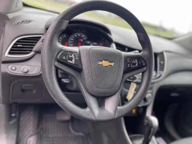 2020 Chevrolet Trax - 3GNCJPSB9LL211598 - Image #11
