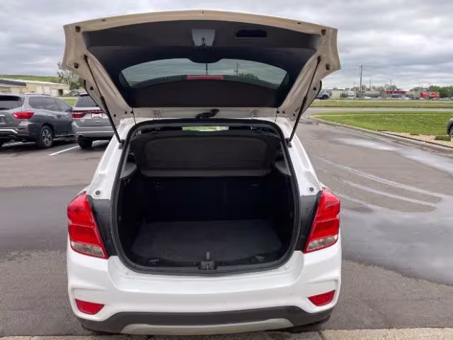 2020 Chevrolet Trax - 3GNCJPSB9LL211598 - Image #6