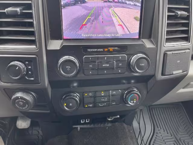 2020 Ford F-150 - 1FTFX1E52LKF09595 - Image #17