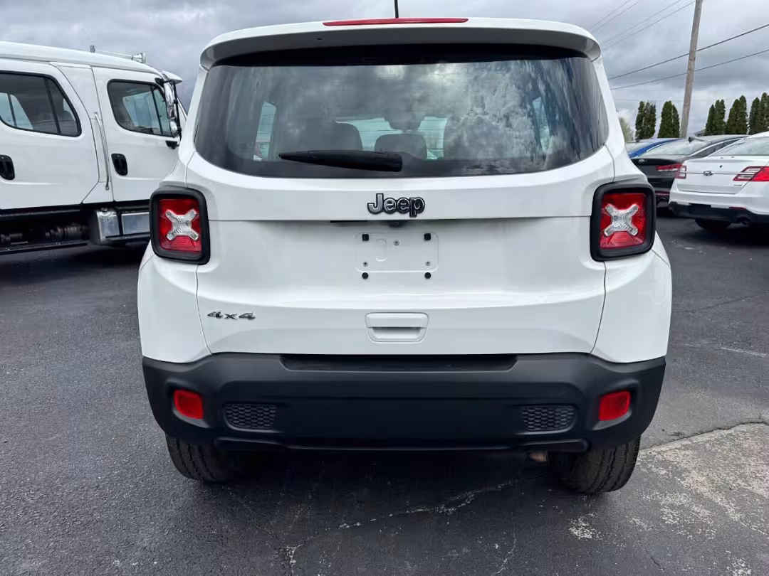 2020 Jeep Renegade - ZACNJBAB7LPL24623 - Image #3