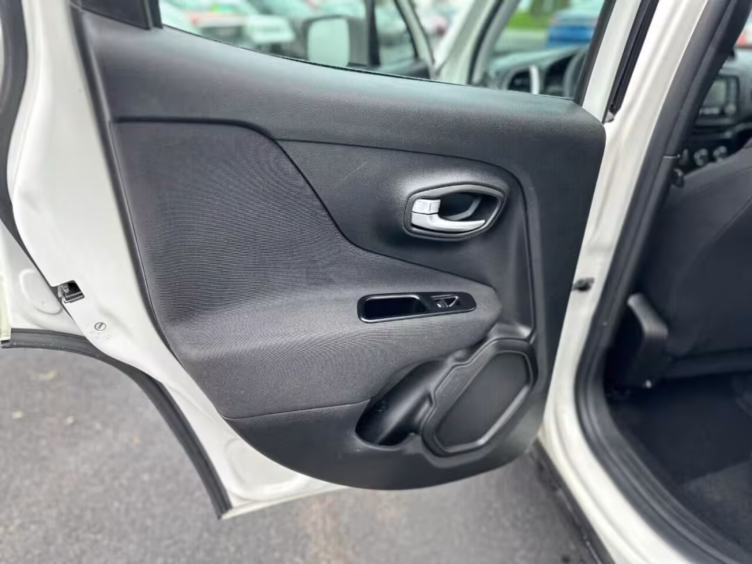 2020 Jeep Renegade - ZACNJBAB7LPL24623 - Image #7