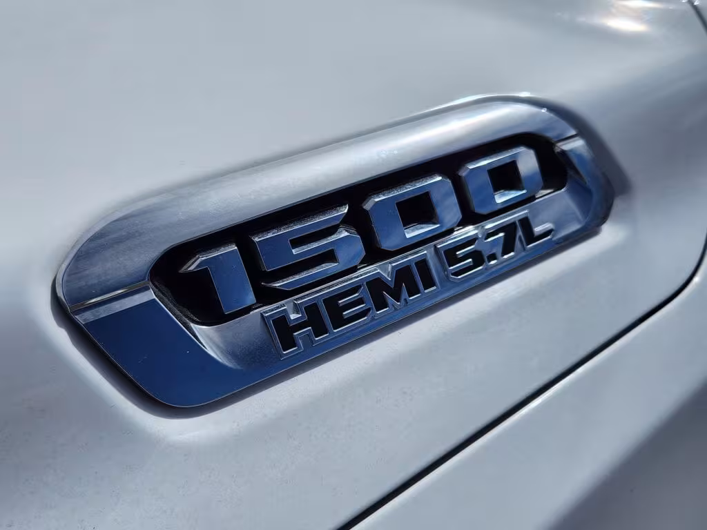2020 Ram 1500 - 1C6SRFJT1LN242563 - Image #12